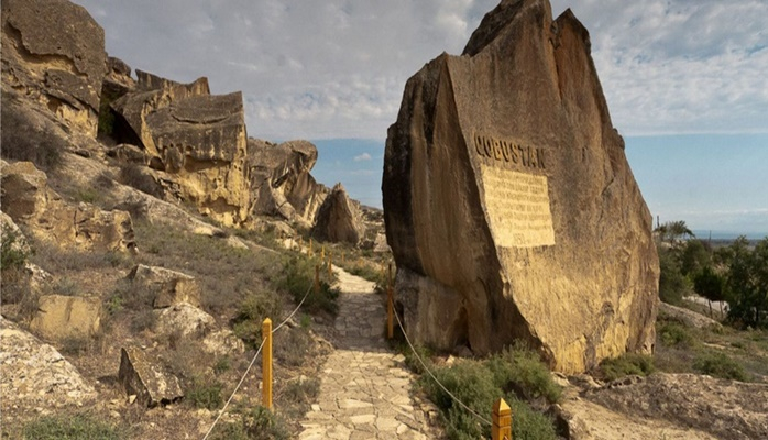 Ötən il Qobustan Qoruğuna gedənlərin sayı 40 min nəfər artıb