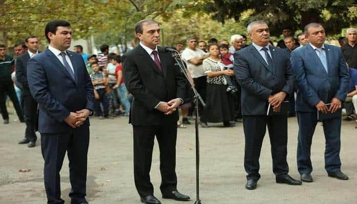 Gəncənin yeni icra başçısı sakinlərin şikayətini dinlədi