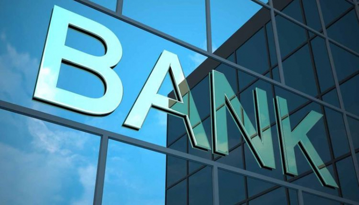 Azərbaycanda bankların müştəri bazası 14% artıb