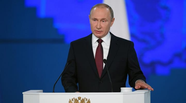 Putin prezidentliyə namizədlərə daha sərt tələblərin qoyulmasını təklif edib