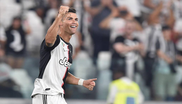 Kriştiano Ronaldo ardıcıl 17-ci il bunu bacardı