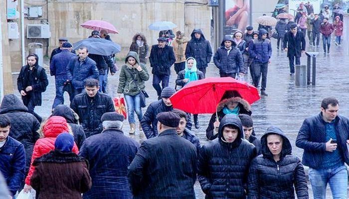 Bakıdan regionlara axını necə təmin etməli? - Ekspertdən təklif