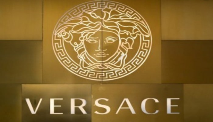 Versace понесет потери в 100 млн долларов из-за коронавируса