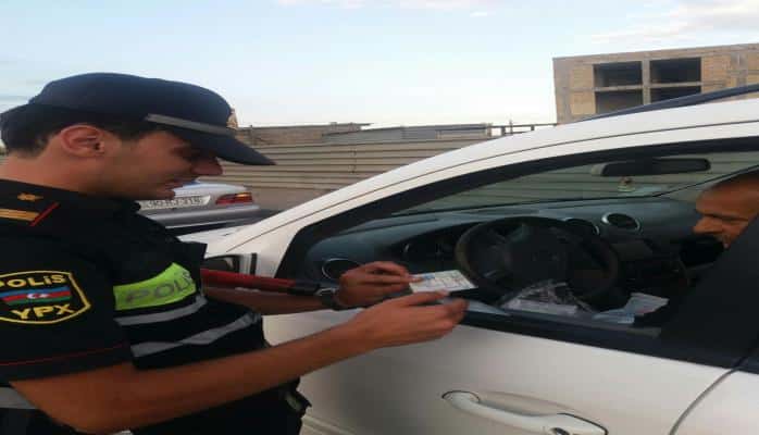 Дорожная полиция Сабунчинского района Баку остановила свыше 100 автомобилей, нарушивших ПДД