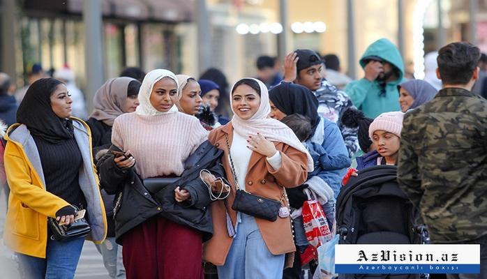 Bu il Azərbaycana 193 ölkədən 2,2 milyon əcnəbi gəlib