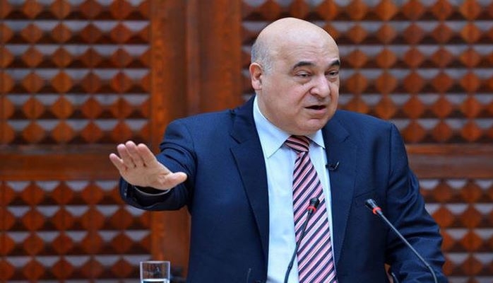 Çingiz Abdullayev: Hər kəs ana dilində oxumalı və danışmalıdır