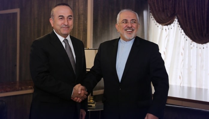 Чавушоглу и Зариф провели телефонный разговор