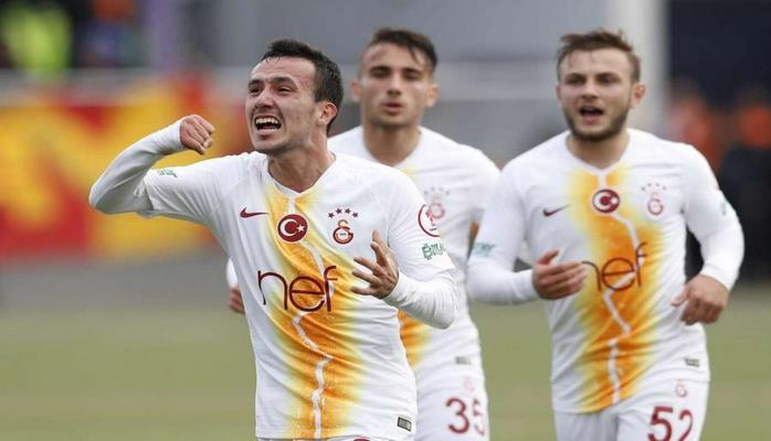 "Qalatasaray" kubok oyununda qalib gəldi