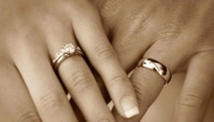 Azərbaycanda qadın və kişilərin orta nikah yaşı çoxalıb - Kişilər son 29 ilin rekordunu vurdular