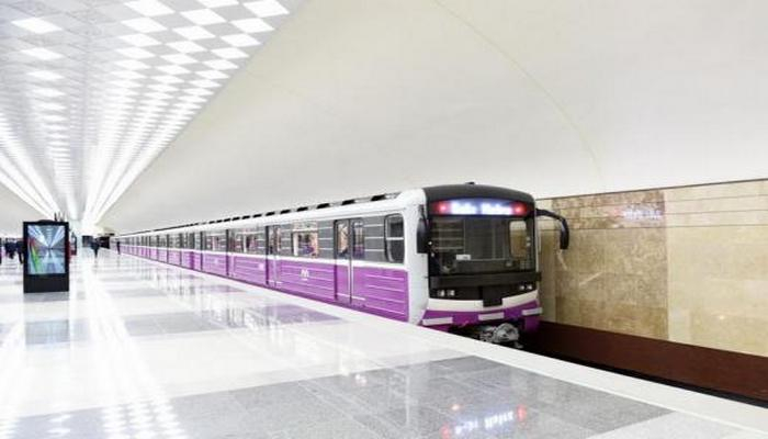 Bakı metrosunda sərnişinlər üçün YENİLİK