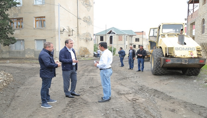 Niyazi Bayramov Gülüstan qəsəbəsi və “Xan bağı”nda aparılan abadlıq işləri ilə tanış olub