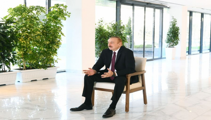 Президент Ильхам Алиев: У «Азерэнержи» большие планы, и считаю, что в результате последовательной политики все они будут претворены в жизнь