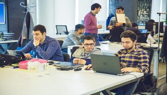 Azərbaycanın ilk blokçeyn hackathon yarışması keçirildi