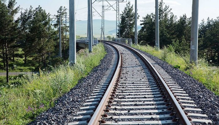 Azərbaycan ötən ilin 11 ayında Rusiyadan 410 min dollarlıq dəmir yolu şpalı alıb