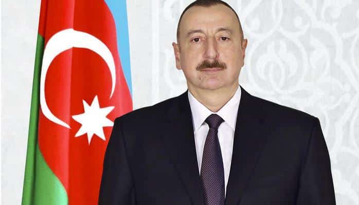 İlham Əliyev Xalq rəssamına zəng etdi