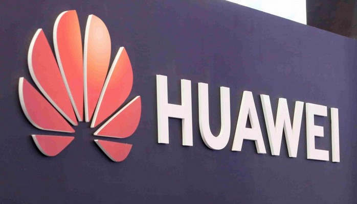“Huawei” Yaxın Şərqdə ən böyük mağazasını Ər-Riyadda açıb