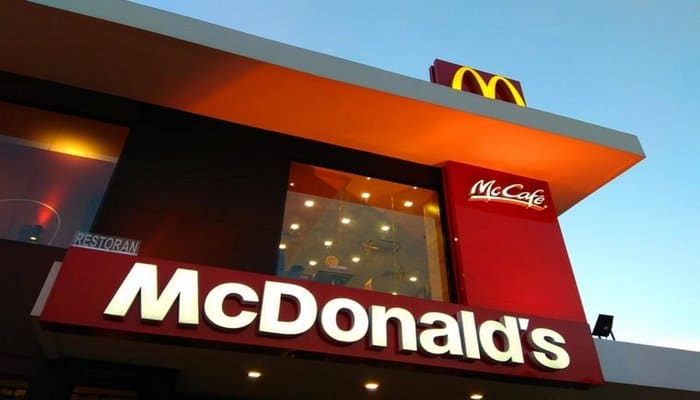 McDonald’s выставил на торги пластиковую трубочку за €25,4 тыс.