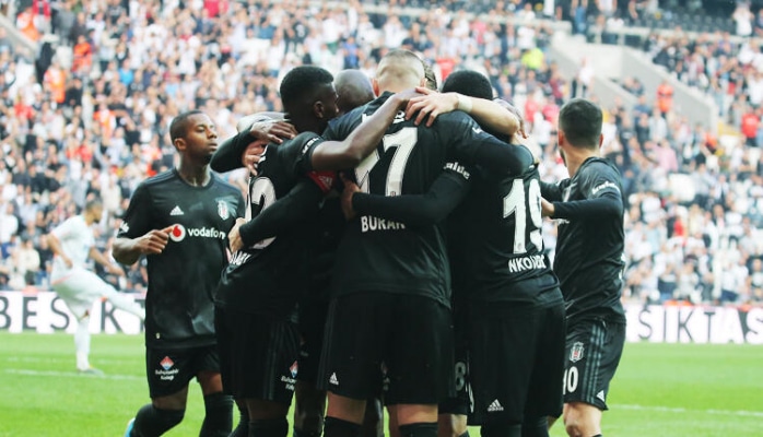 “Beşiktaş” 4 oyundan sonra xal qazana bildi