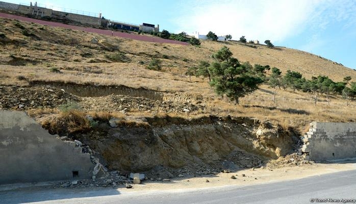 Badamdarda sürüşmə zonasında kiçik tipli uçqunlar müşahidə olunur