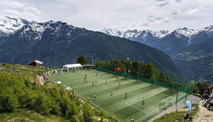 Dünyanın ən qeyri-adi stadionları