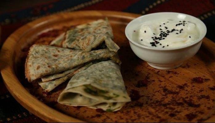Another masterpiece of Azerbaijan's cuisine: yummy Qutab