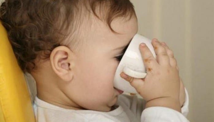 "Uşağı şirin çayla böyütmək olmaz!" — Pediatr məsləhəti