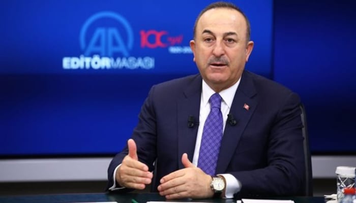 Çavuşoğlu Putinin Ərdoğanı gözlətməsini əks etdirən görüntülərə münasibət bildirib