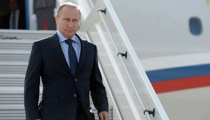 Putin Krıma gedir