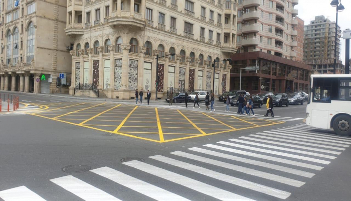 Azərbaycanda yol hərəkətinin nizamlanması üçün yeni nişanlar tətbiq olunacaq