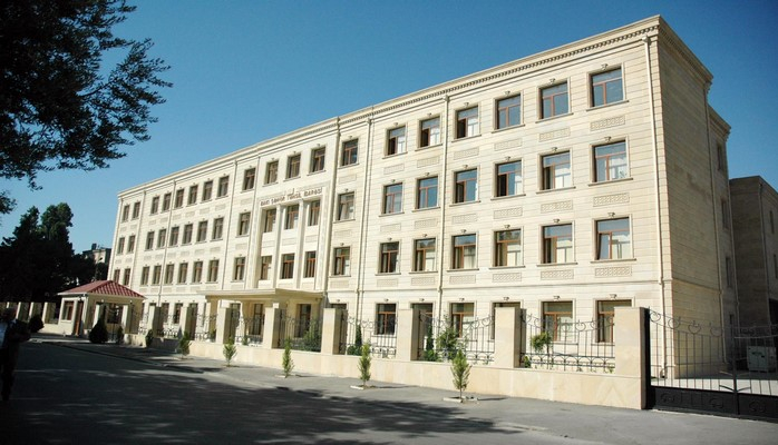 Для работы в школах Баку обратились свыше 2900 соискателей