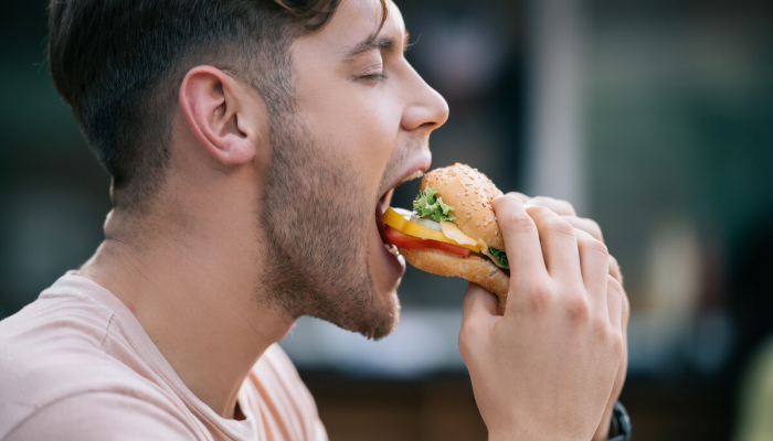 “Fast food”un böyük təhlükəsi aşkarlandı