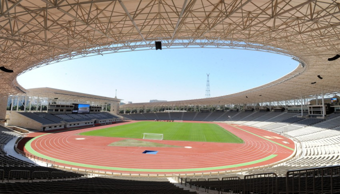 Respublika stadionunda ot örtüyünün təmirinə başlanıldı