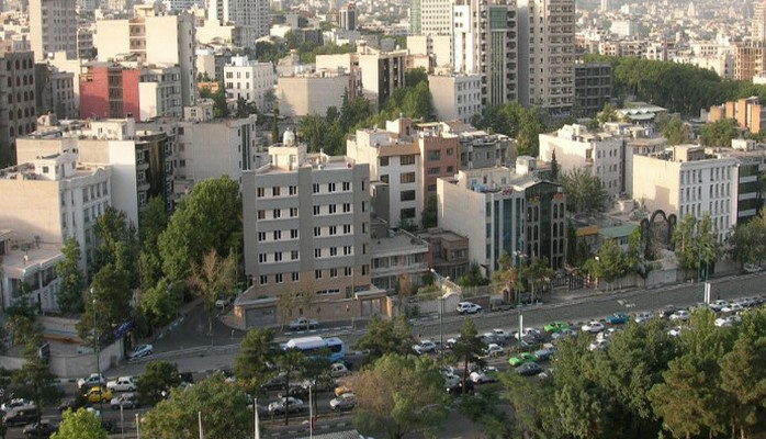 İran müharibə rəmzi olan qırmızı bayraq qaldırdı