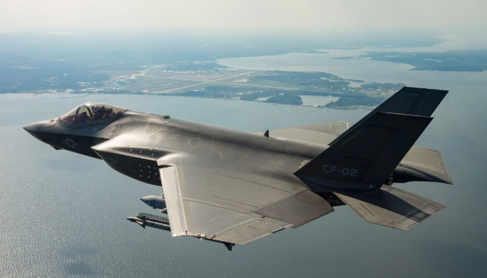 ABŞ Yaxın Şərqə əlavə F -16 və F-35 qırıcıları göndərir