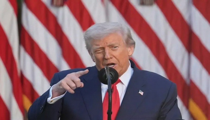 ABŞ-yə doğru gələn sualtı qayıq məhv edilib - Tramp AÇIQLADI