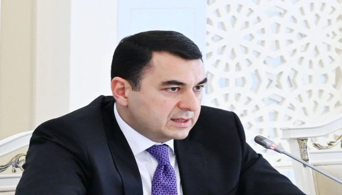 Adil Kərimli Mədəniyyət Nazirliyinin kitabxanaları bağlamasına dair iddiaları rədd edib