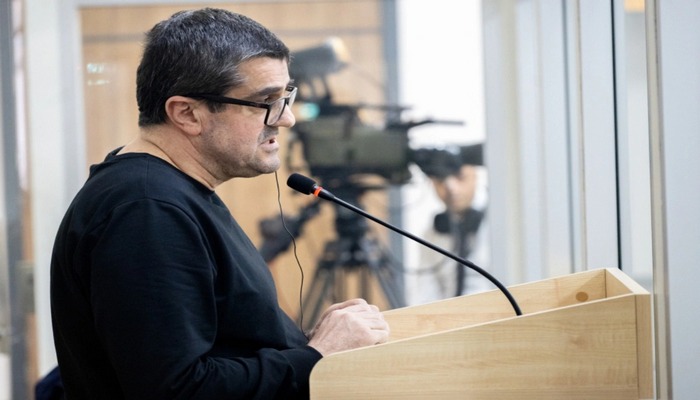 Arayik Arutyunyan işğal edilmiş ərazilərdə qəbiristanlıqların dağıdılmasını barbarlıq adlandırdı