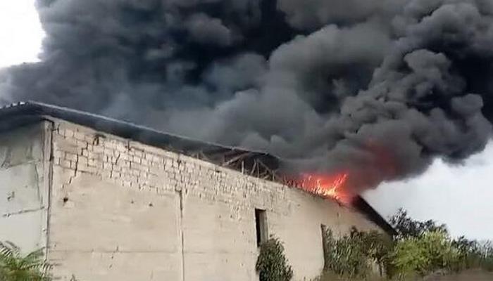 Azərbaycanda şərab zavodunda yanğın başladı