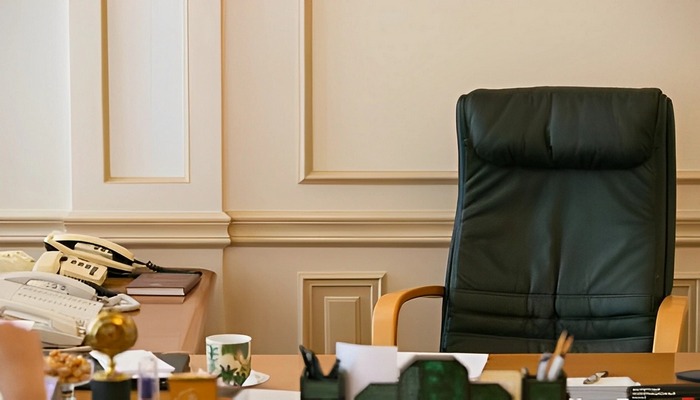 Azərbaycanda vəzifəli şəxs nalayiq hərəkətlərə görə işdən ÇIXARILDI