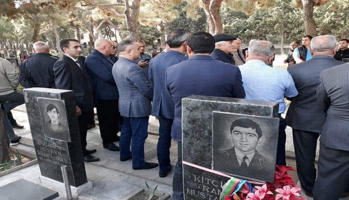 Azərbaycan Respublikasının ərazi bütövlüyü uğrunda şəhid olmuş Natiq Babayev və Namiq Abdullayev Şəhidlər xiyabanında anıldı