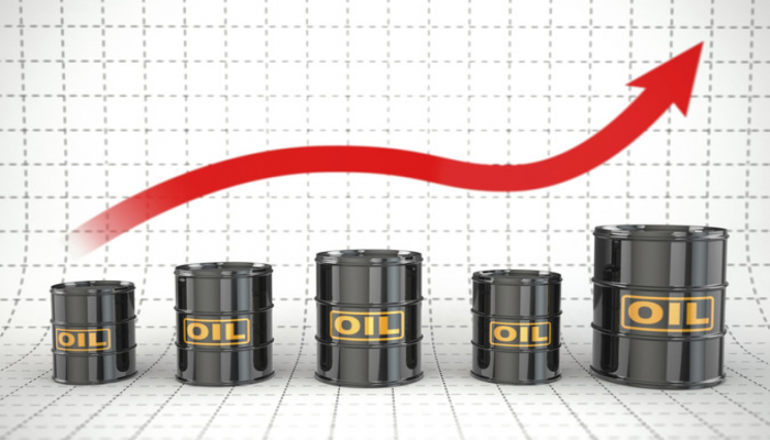 Нефть вновь начала дорожать