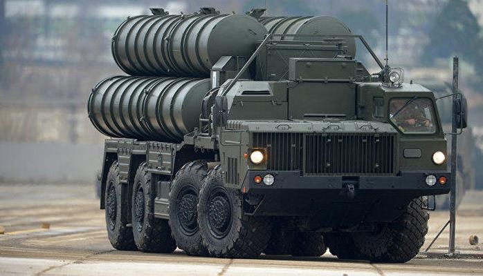 ЗРК С-400 будут установлены в Турции с октября 2019 года – министр обороны