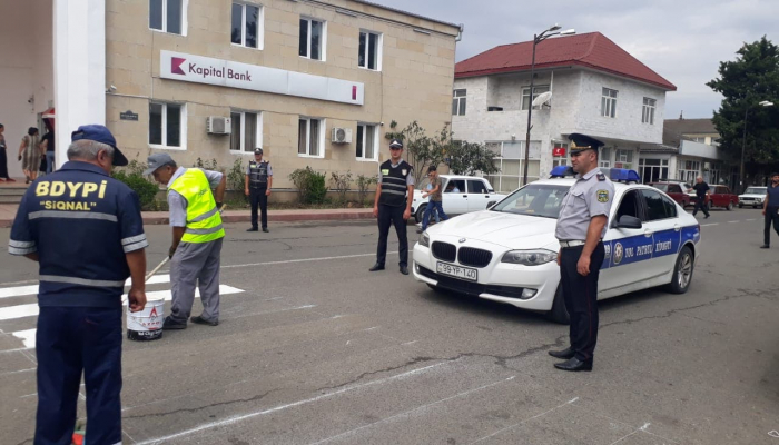 Yol polisi yeni dərs ilinə hazırlıq görür