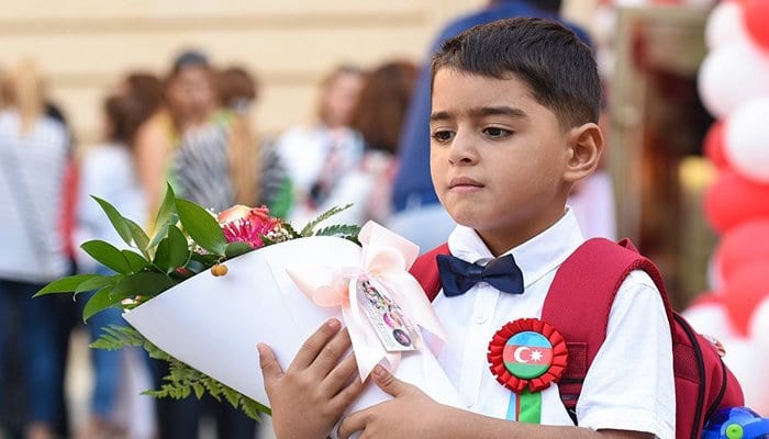 Övladı birinci sinifə gedəcək valideynlərin nəzərinə!