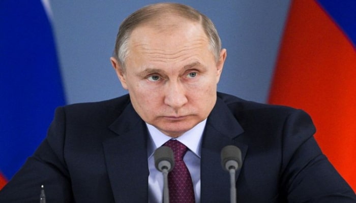 Putin: "Prezident səlahiyyətlərinin Təhlükəsizlik Şurası və Dövlət Şurası arasında bölüşdürülməsi təhlükəlidir"