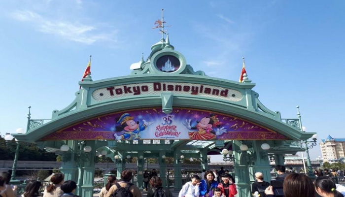 “Disneyland” və “DisneySea” koronavirus təhlükəsinə görə bağlandı