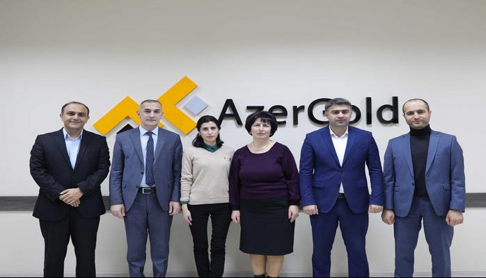 “AzerGold” QSC AXC-nin 100 illiyi münasibəti ilə elan olunan Təqaüd Proqramını yekunlaşdırıb