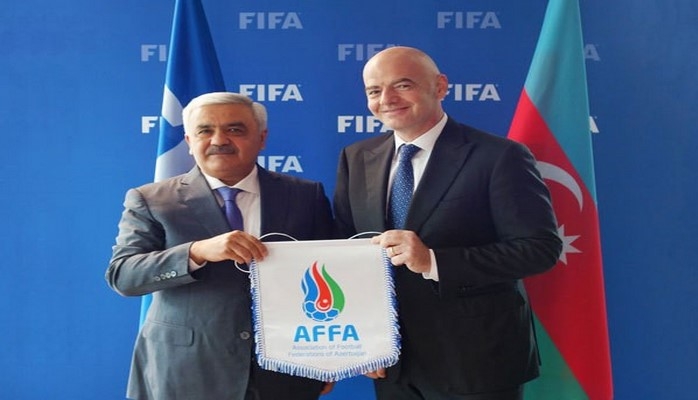 Rövnəq Abdullayev FIFA prezidenti ilə görüşüb