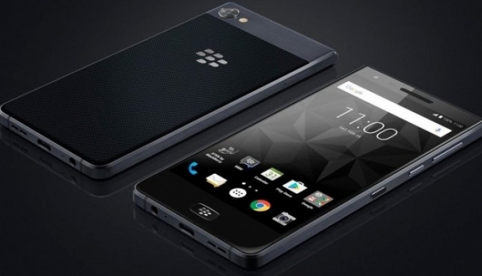“BlackBerry Motion” smartfonu rəsmən təqdim edilib