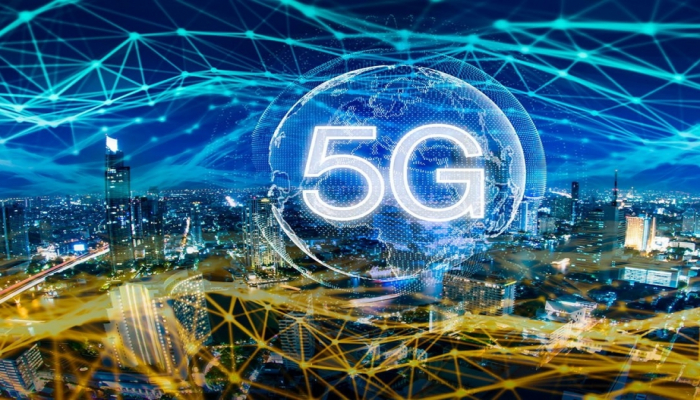 Polşa 5G texnologiyasının ləğvi ilə bağlı qlobal çağırışa imza atıb